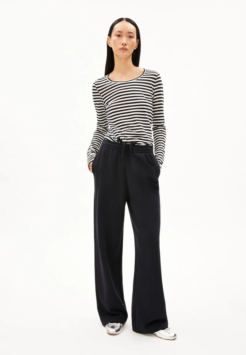 ENRICCAA STRIPES | white-black