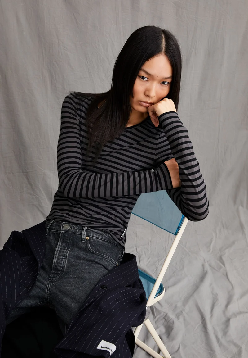 ENRICCAA STRIPES | iron cast-black
