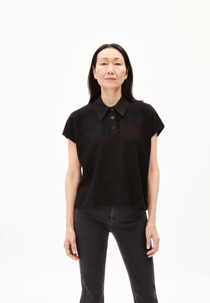 LIKAA | black