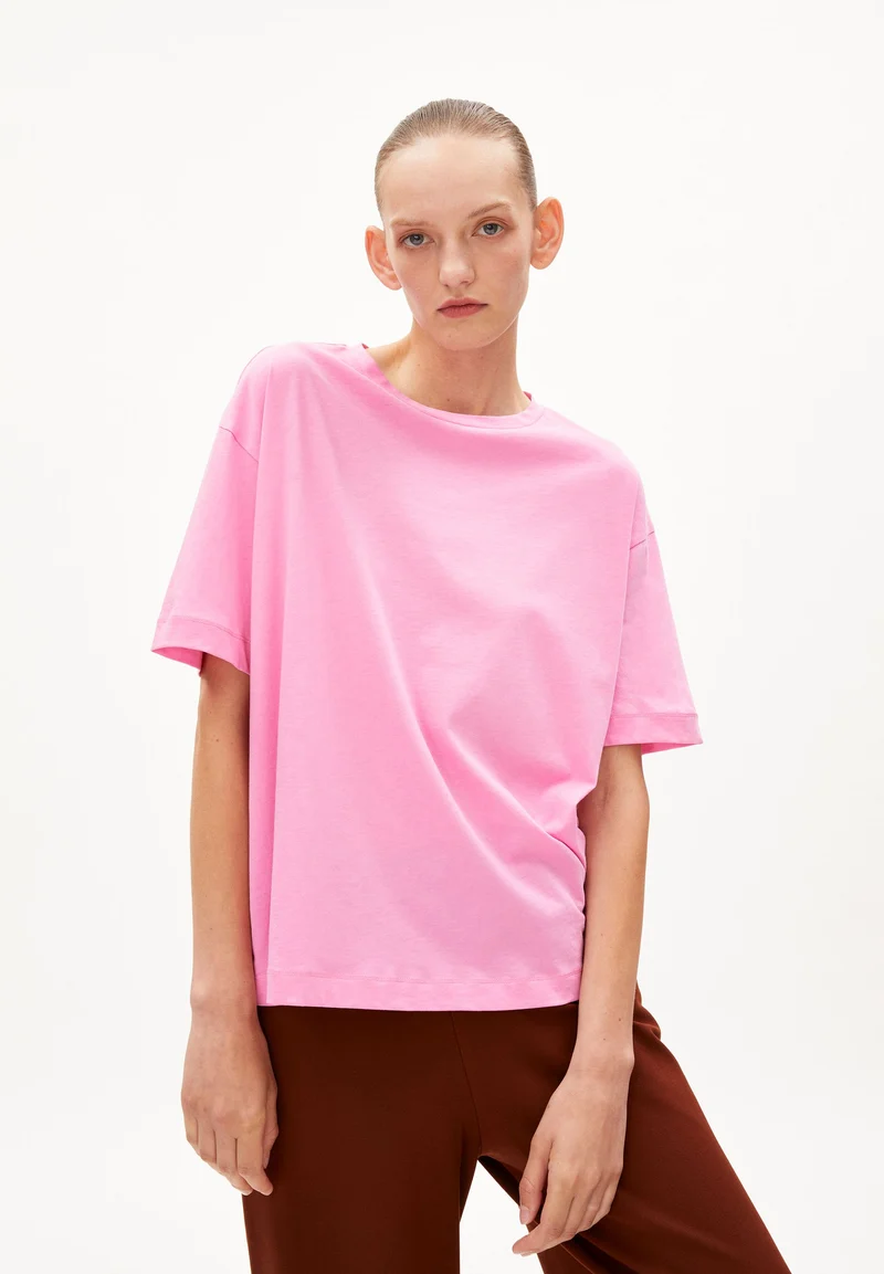 SAIKAA | raspberry pink