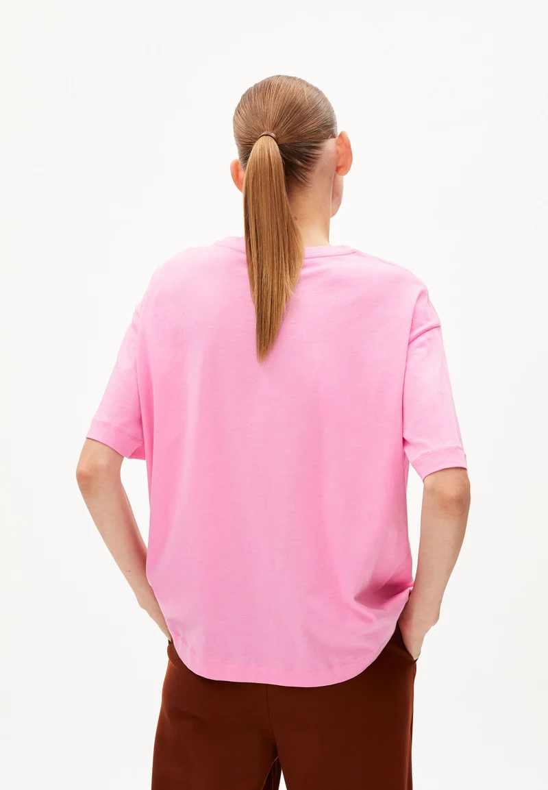 SAIKAA | raspberry pink