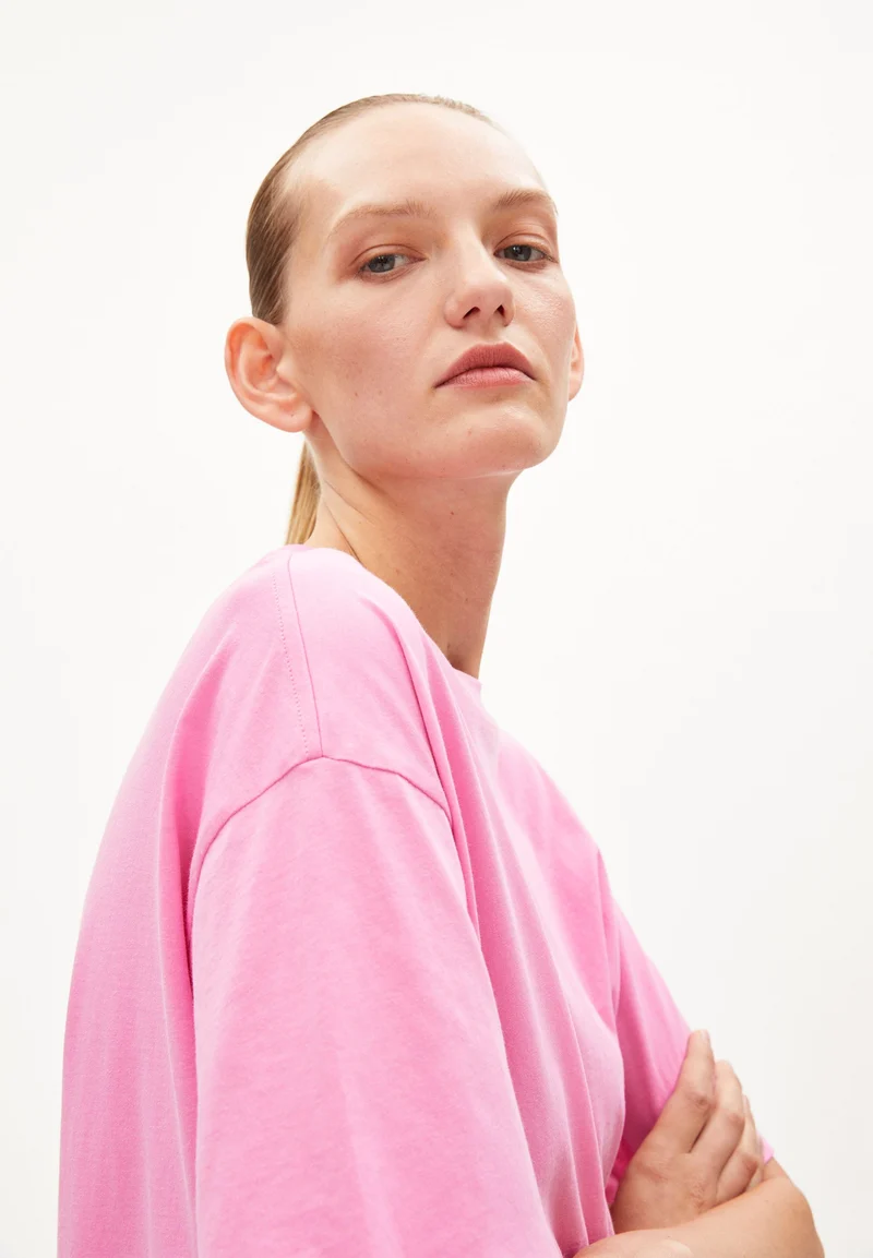 SAIKAA | raspberry pink