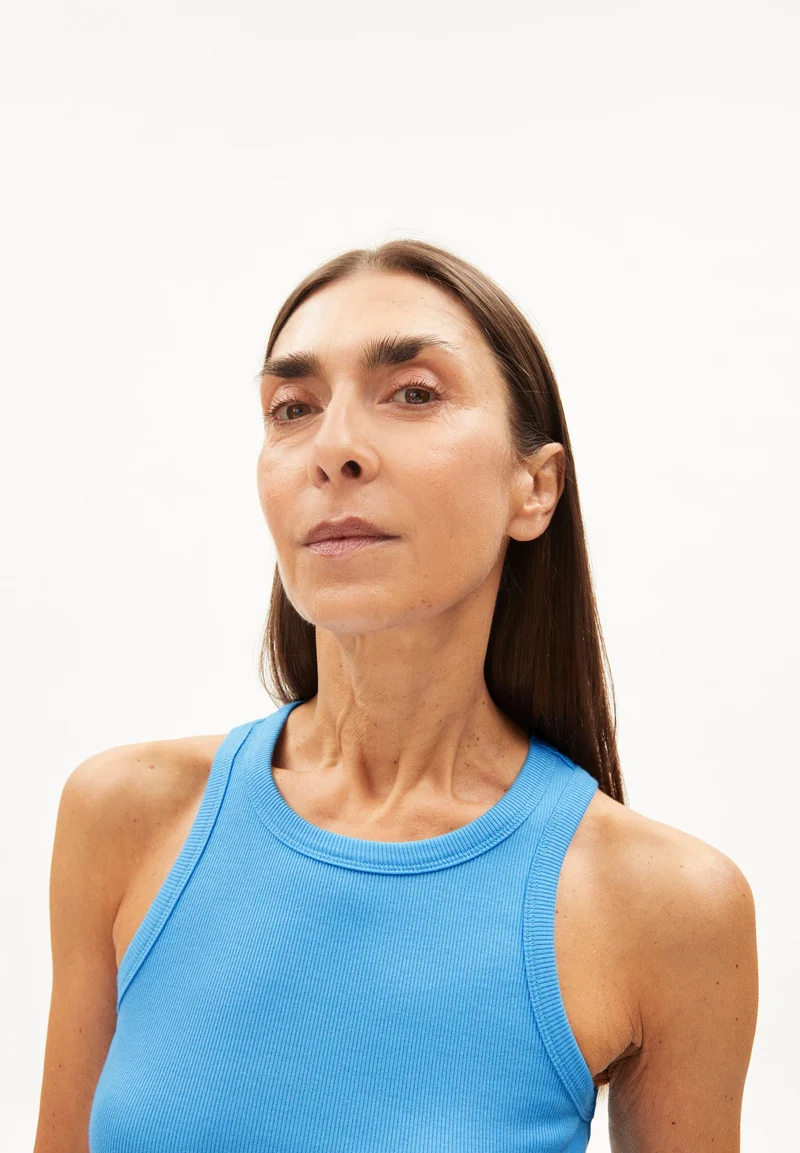 KANITAA TOP | blueniverse