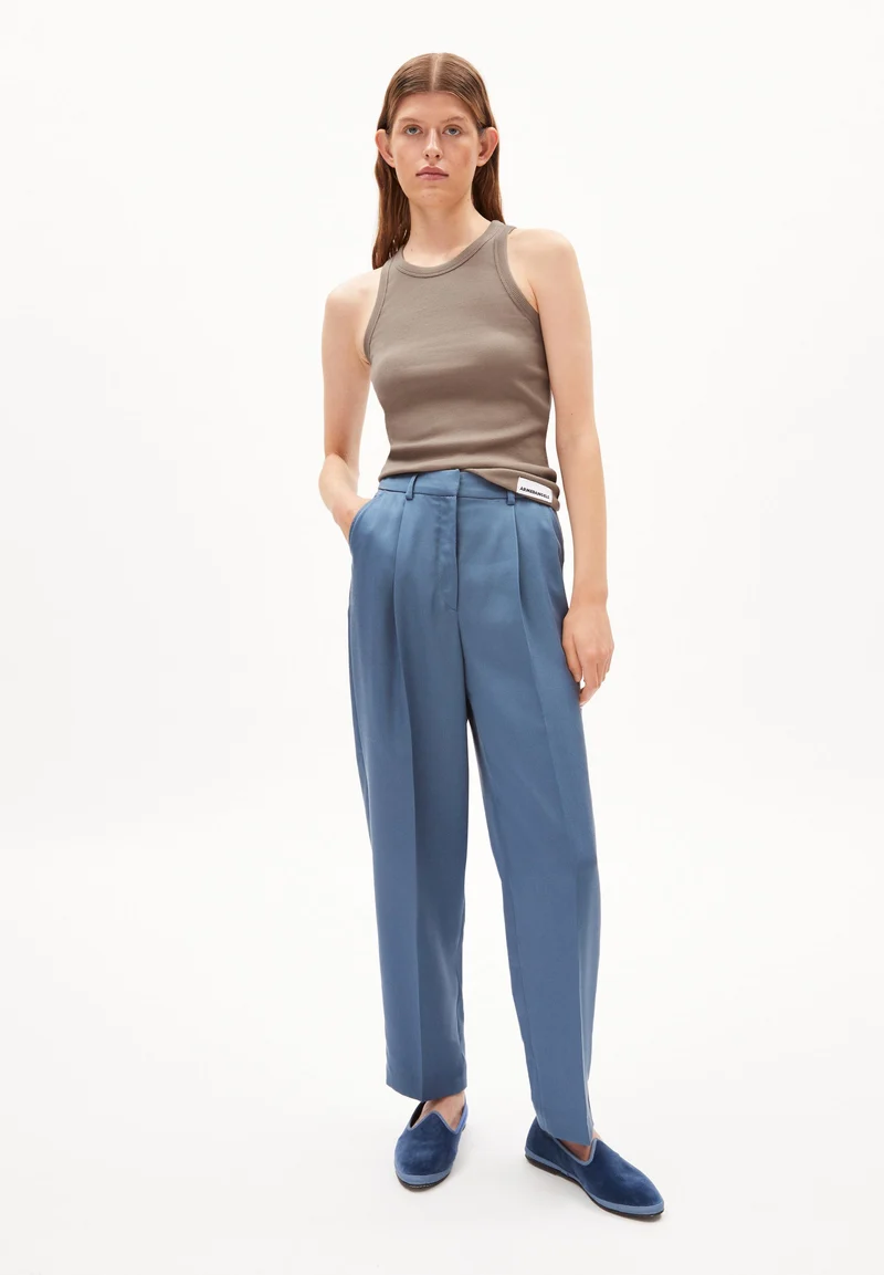 KANITAA TOP | muddy water