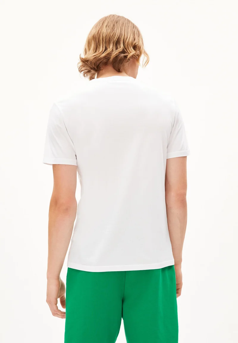 JAAMES BELIEVER | white