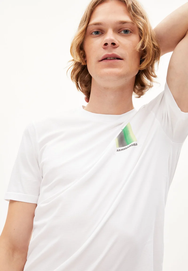 JAAMES BELIEVER | white