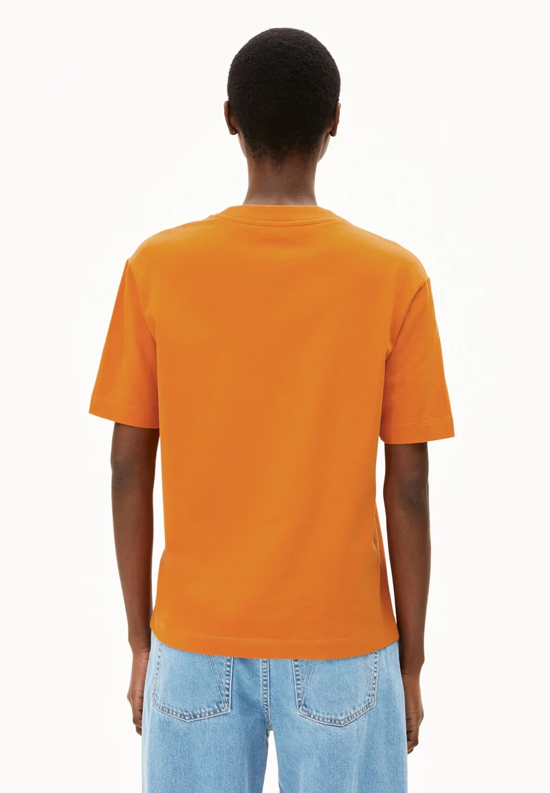 TARJAA T-SHIRT | amberglow