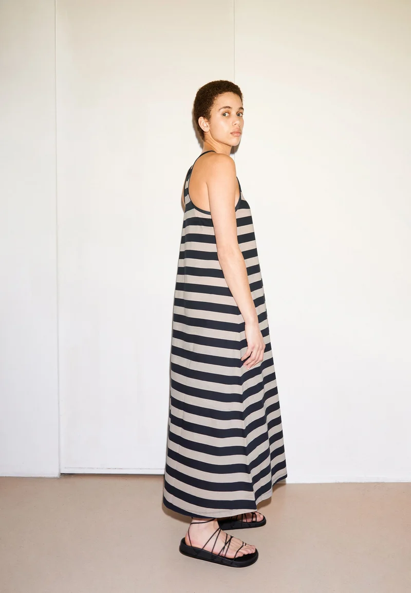 THIDAA BLOCK STRIPES | night sky-light desert