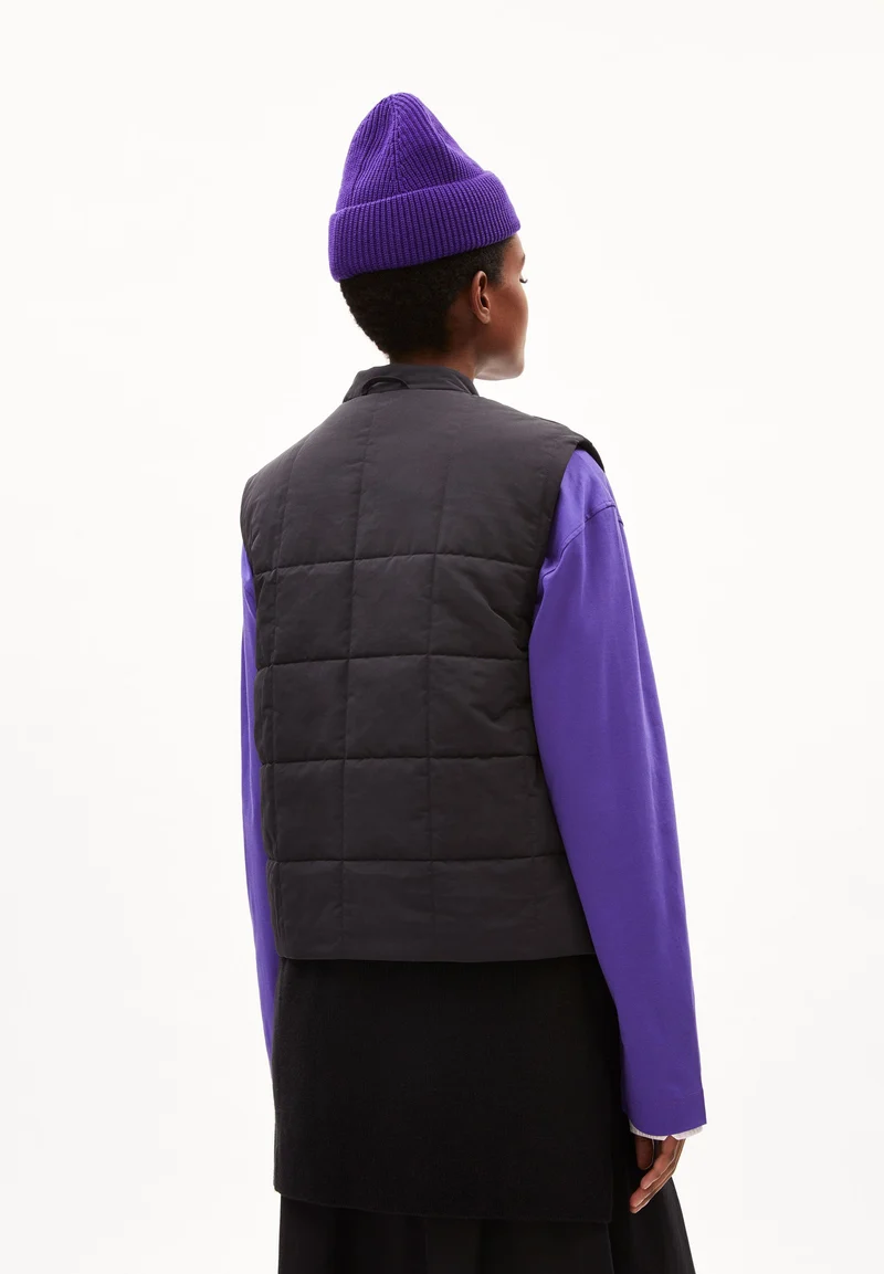 BANCAA | black