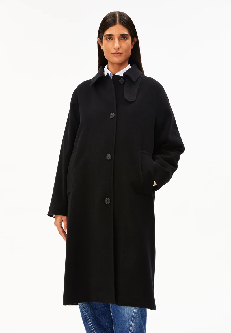 VAANOISE WOOL | black
