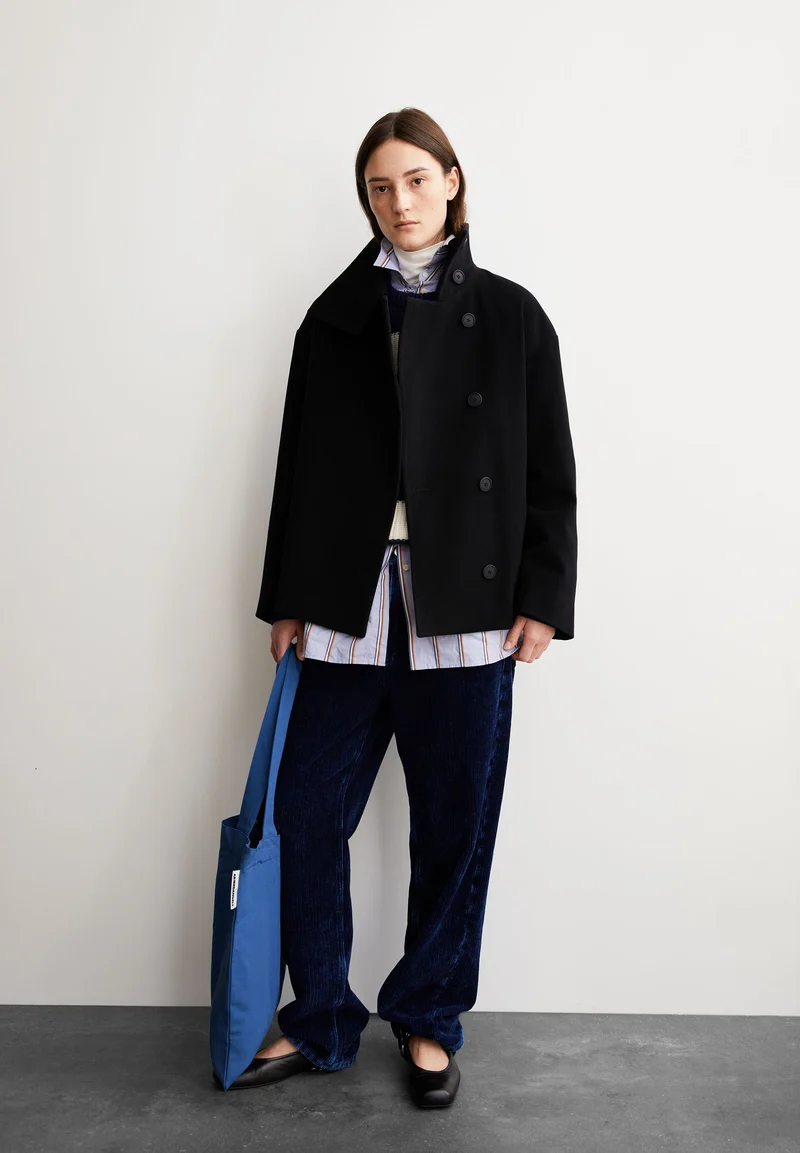 MAJELAA WOLLMANTEL | black