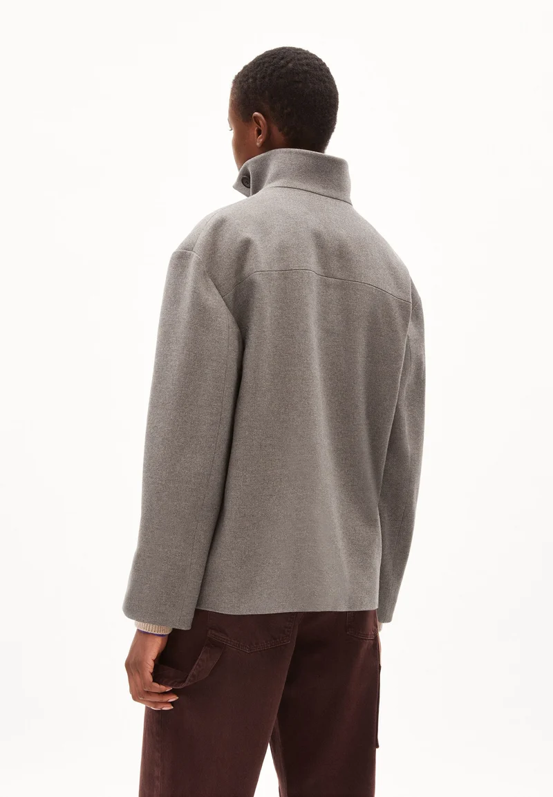 MAJELAA WOLLMANTEL | dark caramel melange