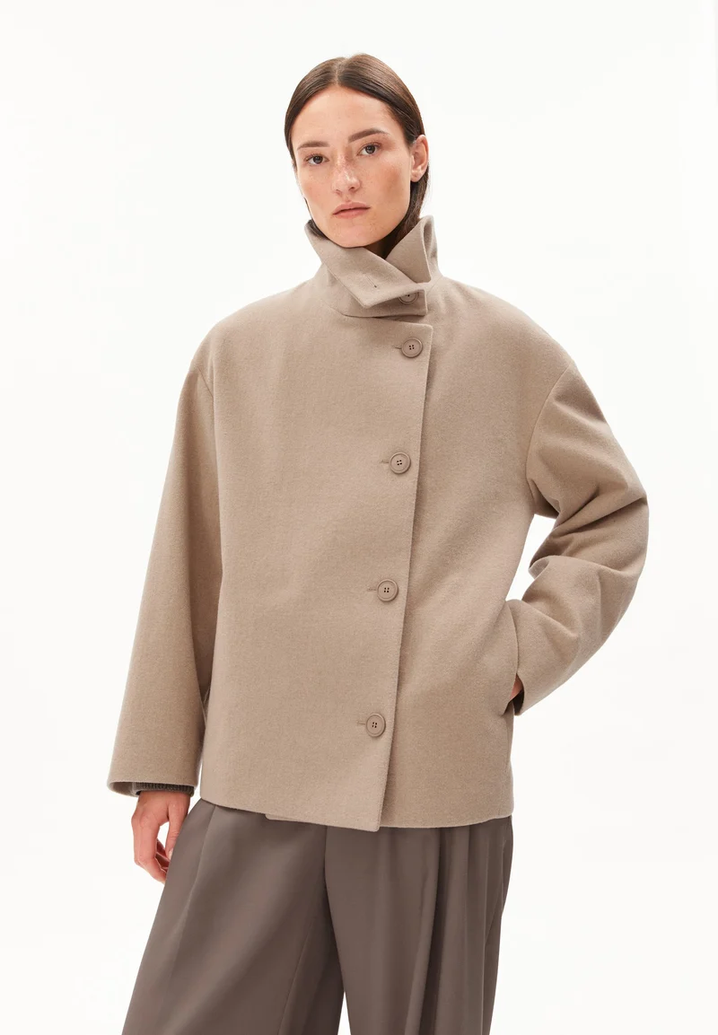 MAJELAA WOLLMANTEL | true camel