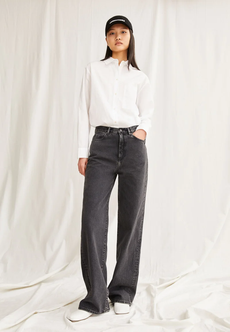 ENIJAA | ebony black