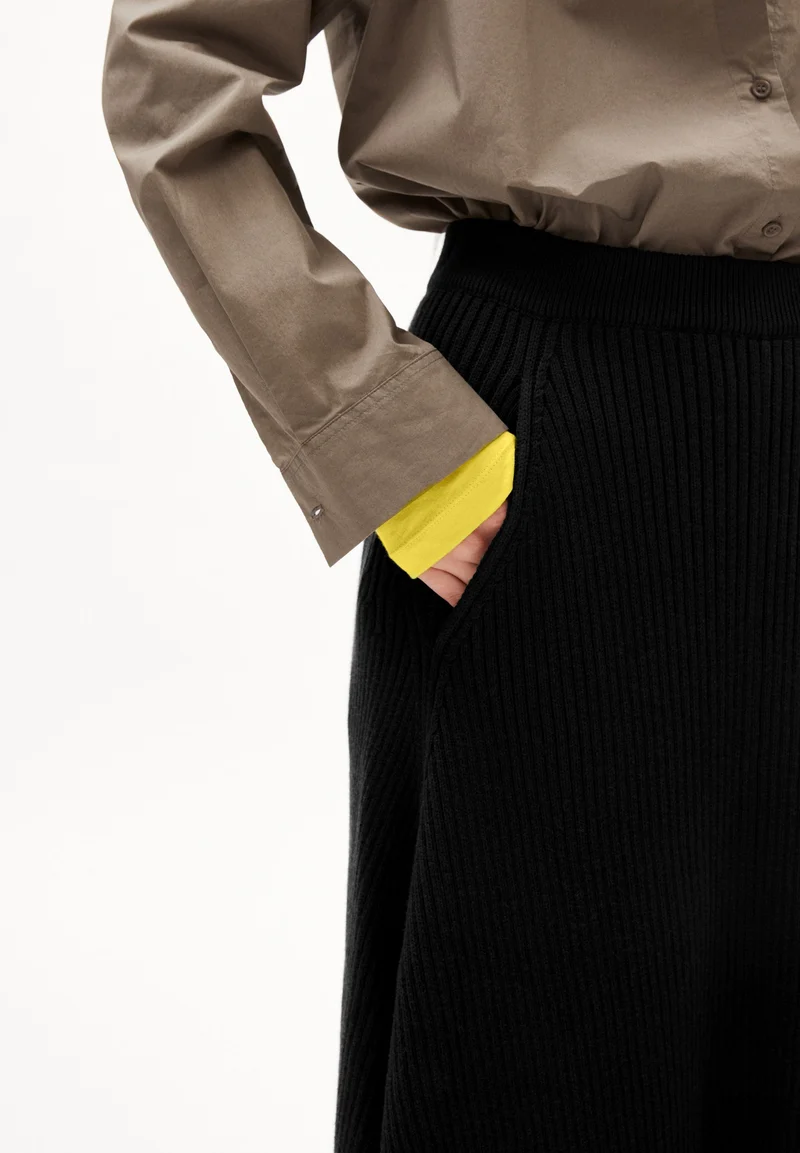 DAAMIALA MERINOS | black