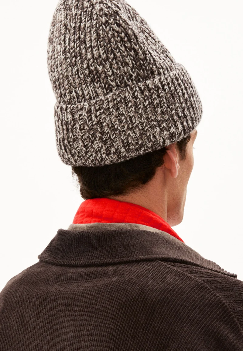 KAYAAS LEOPARD | dark swamp-oatmilk