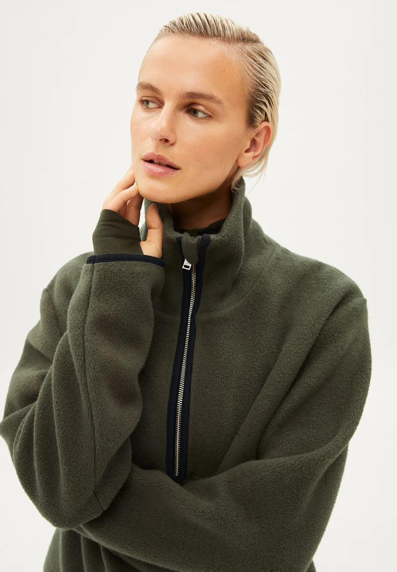 HAARLEEN | light carbon green