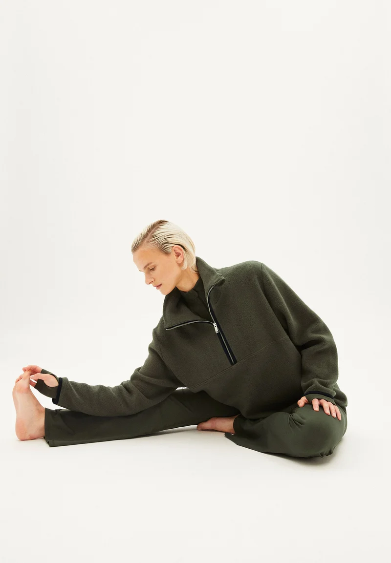 HAARLEEN | light carbon green