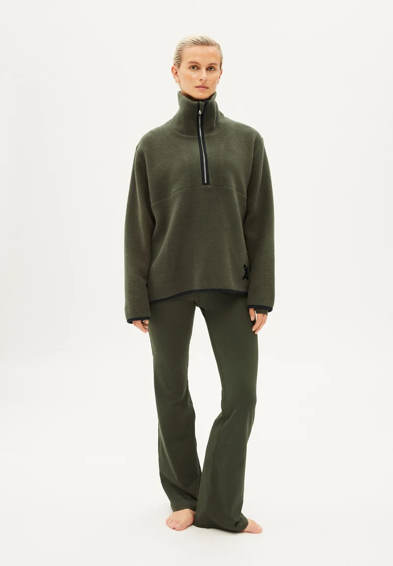 HAARLEEN | light carbon green
