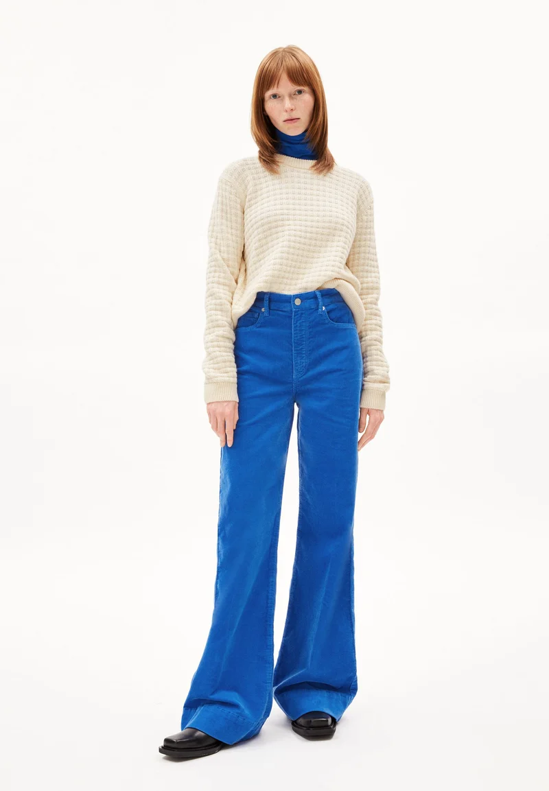 MURLIAA CORDUROY | warm blue