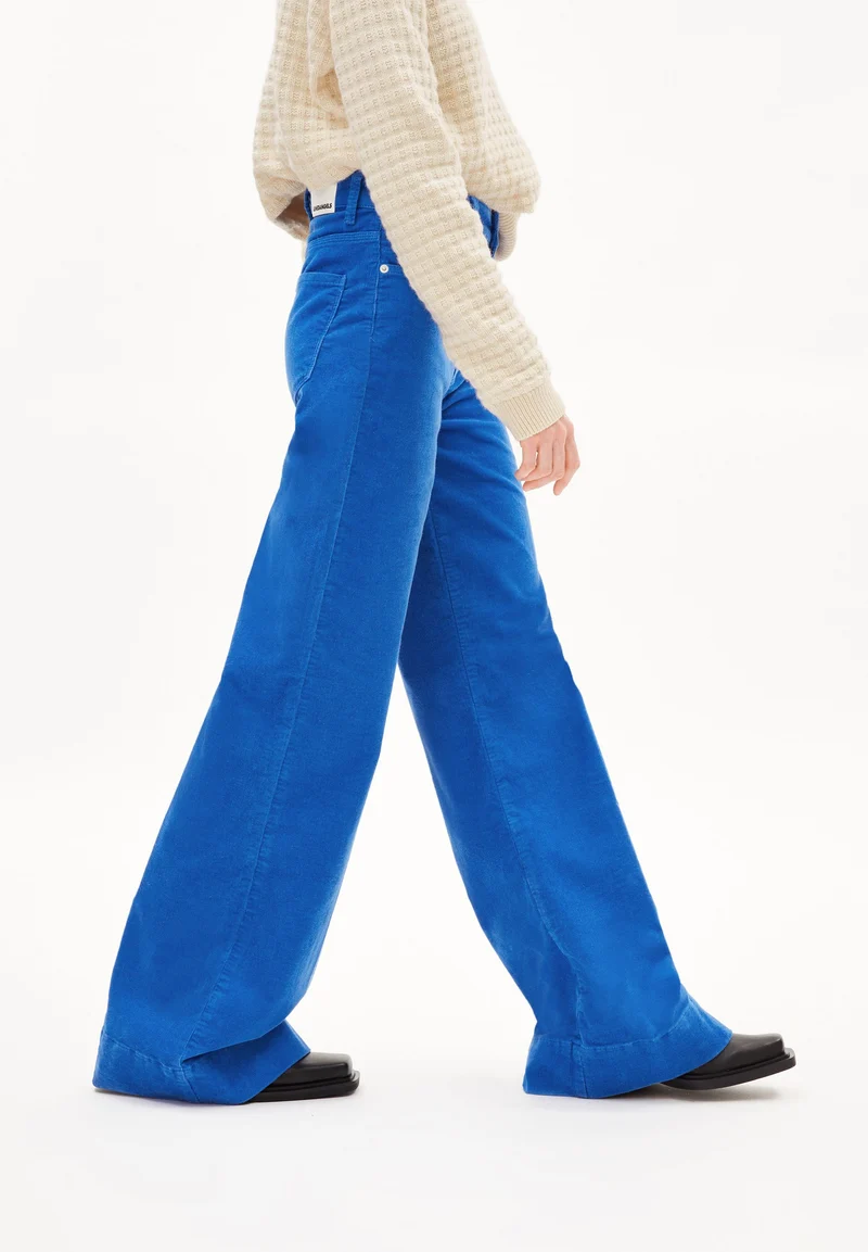 MURLIAA CORDUROY | warm blue