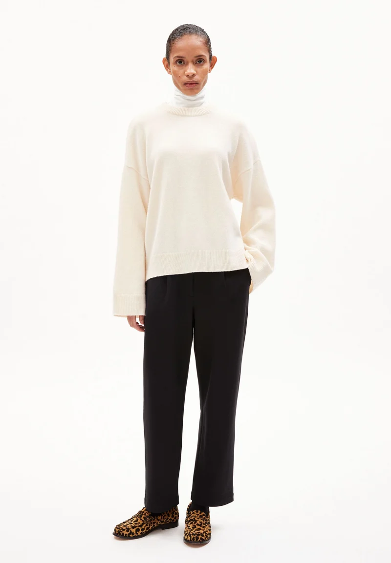 SILLAAS SNOW | oatmilk