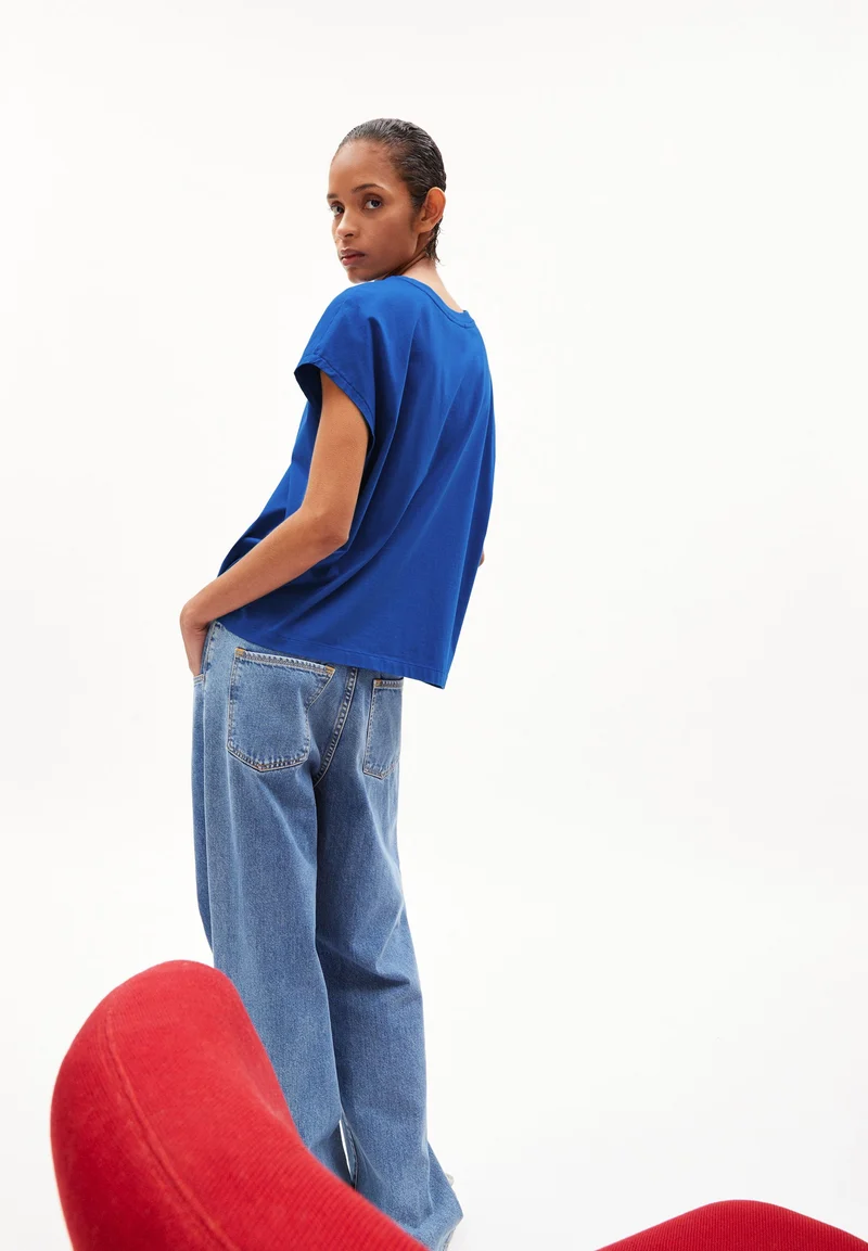 INAARA | dynamo blue