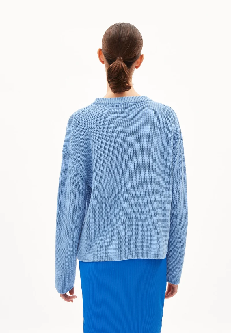 NURIAAS | iceberg blue
