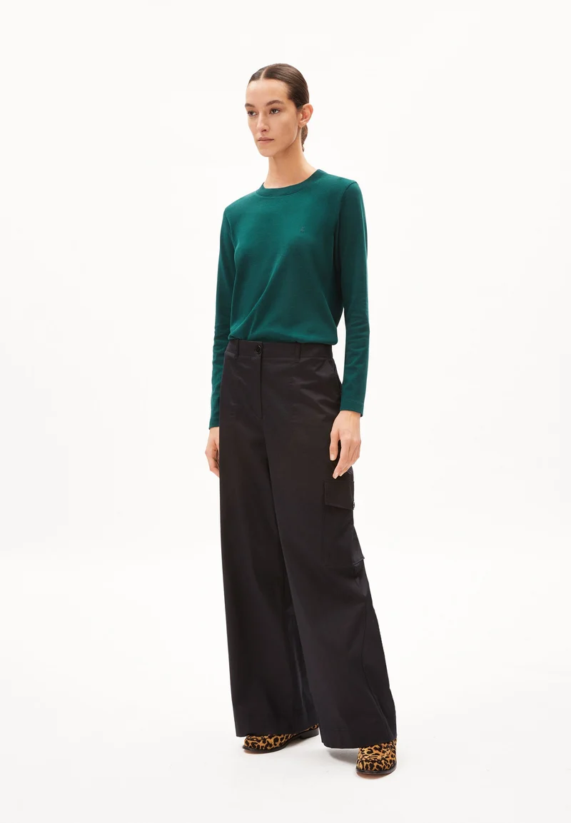 TAAMINIAA | teal stone