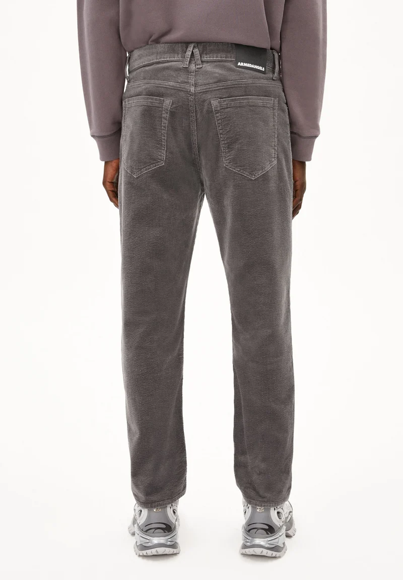 MAAKX CORDUROY | iron cast