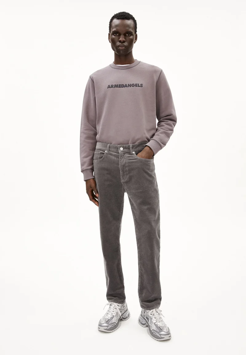 MAAKX CORDUROY | iron cast