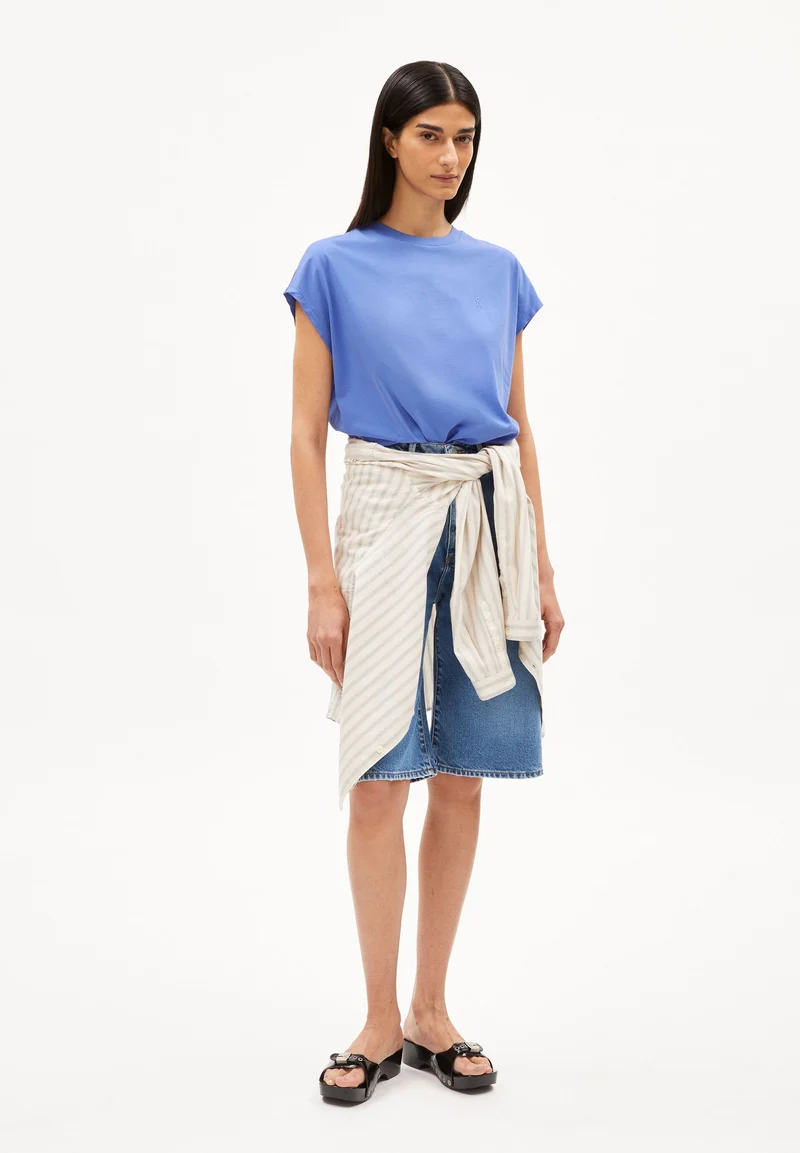 INAARA | blue bloom