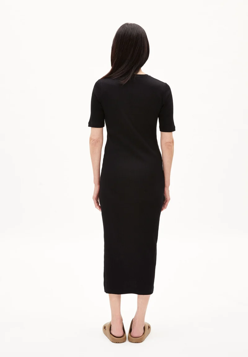SEHAA | black