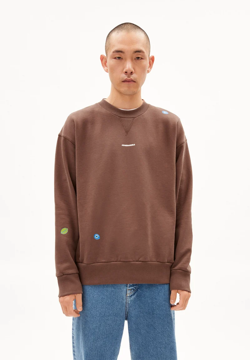 THAAO PREMIUM FRUIT | deep brown