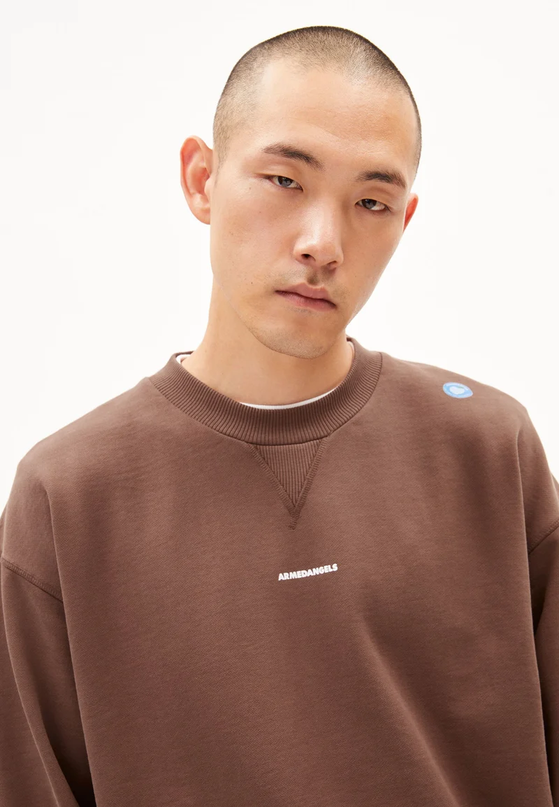 THAAO PREMIUM FRUIT | deep brown