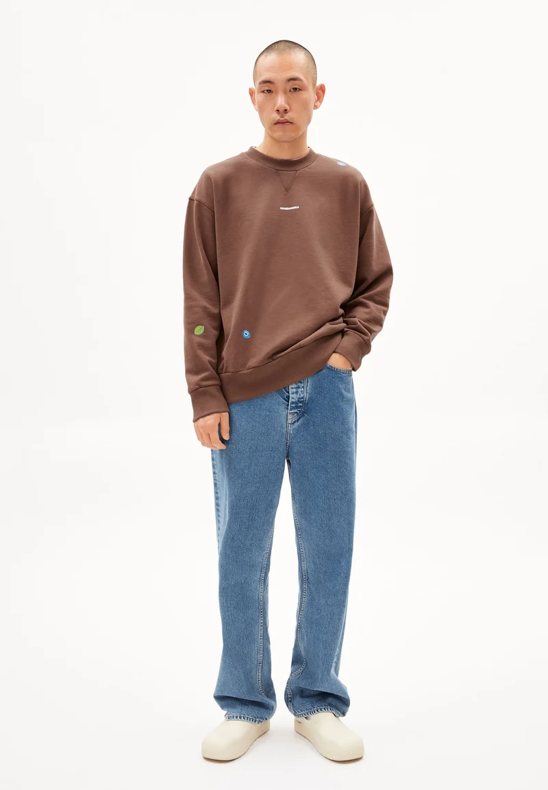 THAAO PREMIUM FRUIT | deep brown