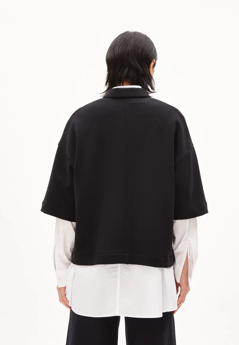 BENEDETTAA | black