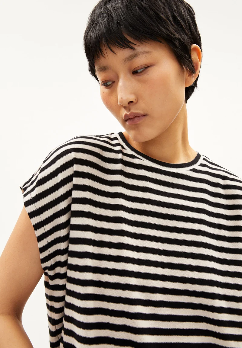 JAANISA KNITTED STRIPE | kitt-black