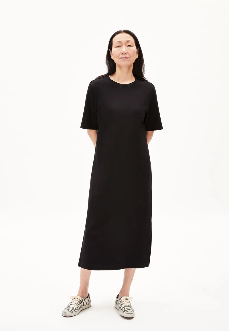 KAARLA | black