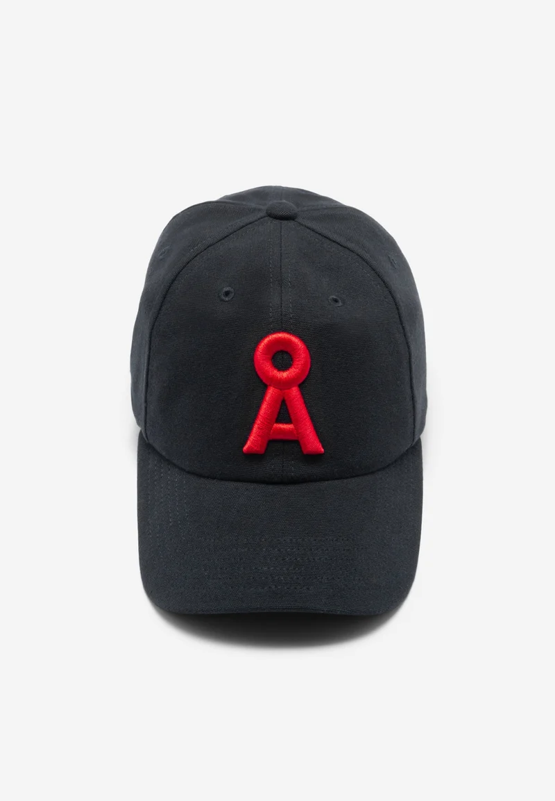 YENAAS LOGAA | black