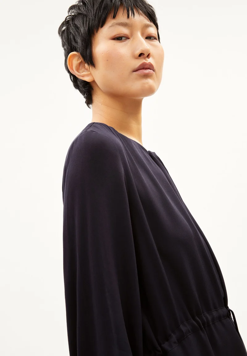 MALVINAA | night sky