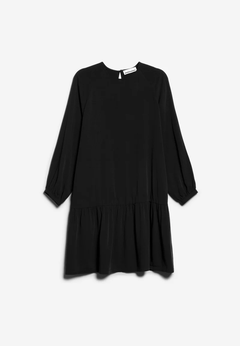 ANINAA | black