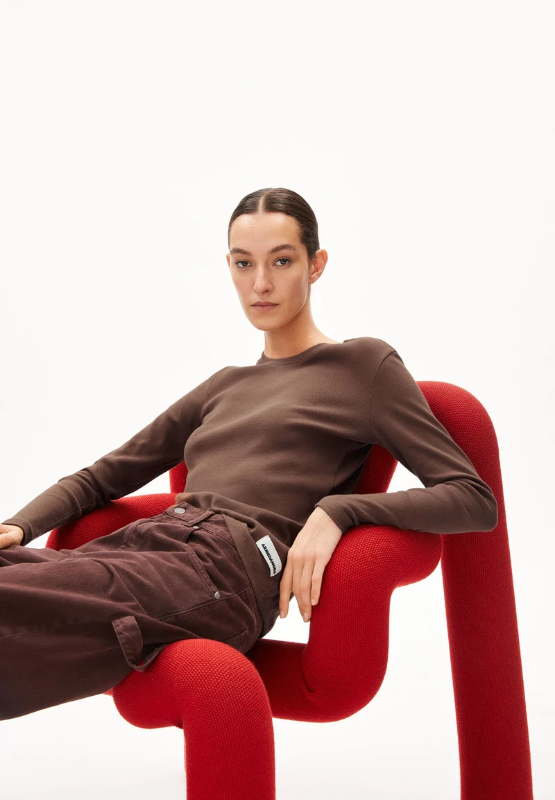 JAALIA | deep brown
