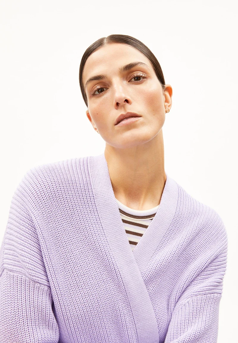 VILDAANA | lavender light