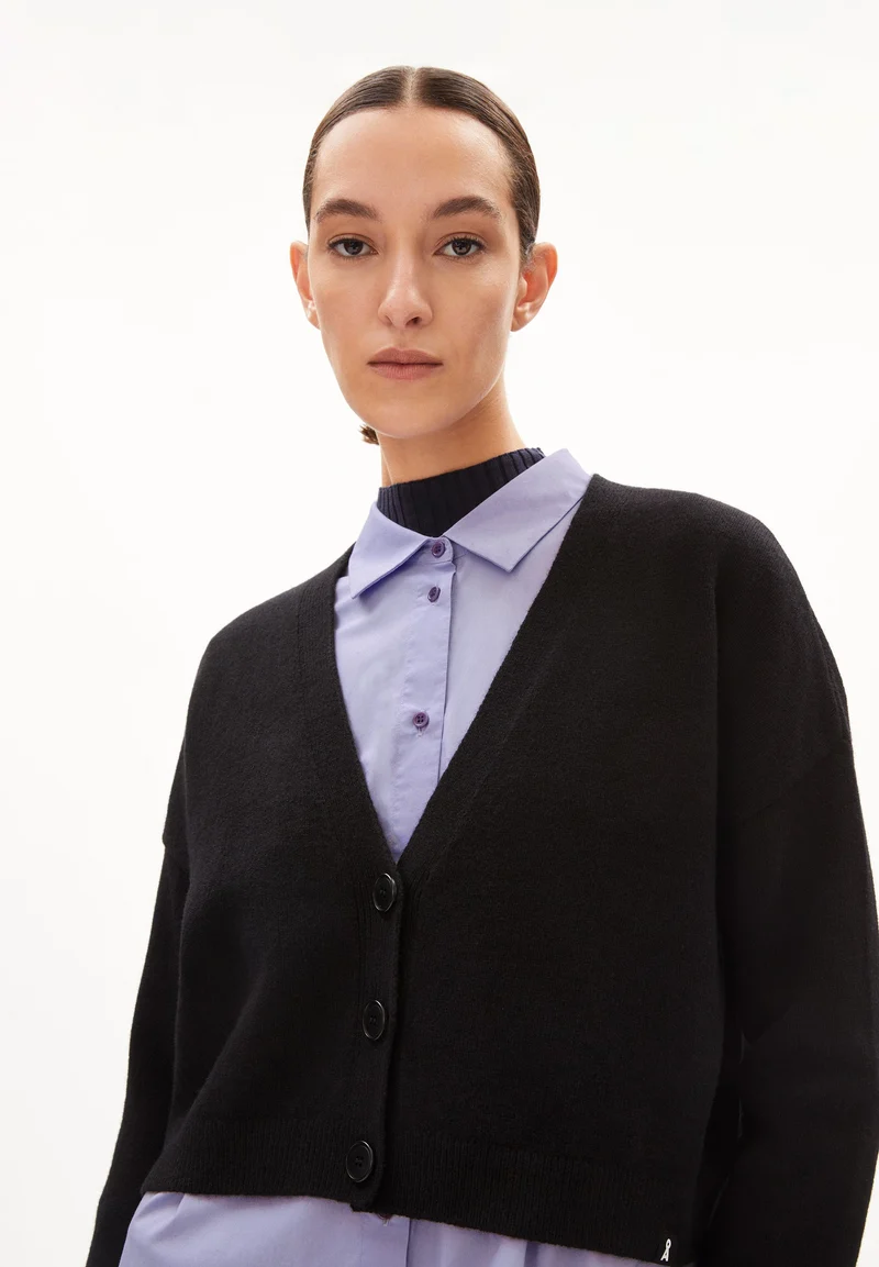 DAMIRAA REGLANA | black
