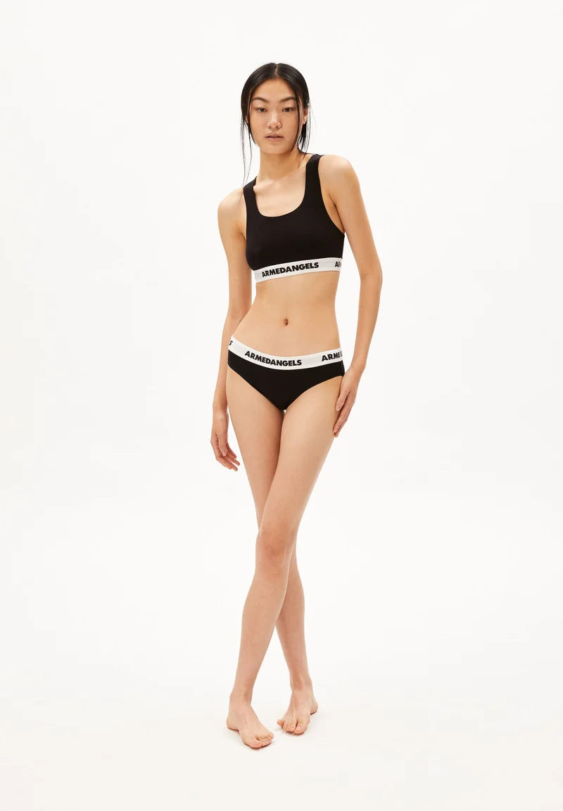 TONJAA | black