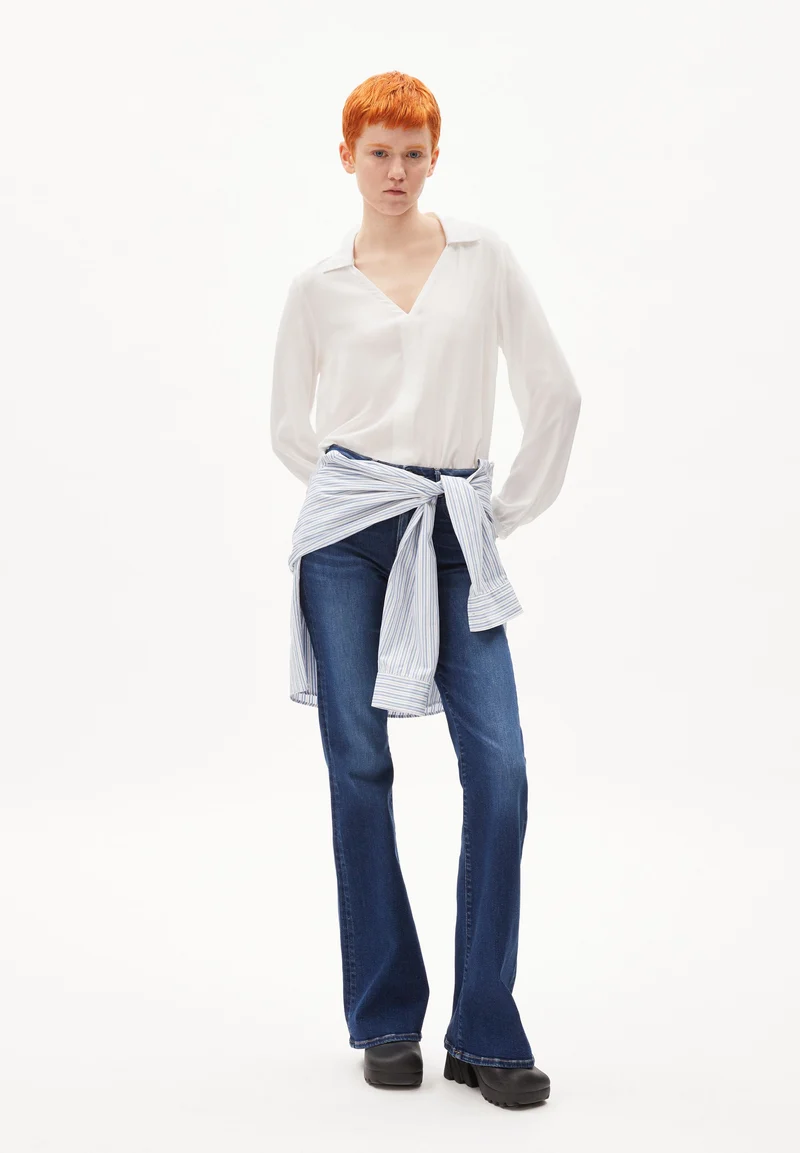 MIUNAA | off white