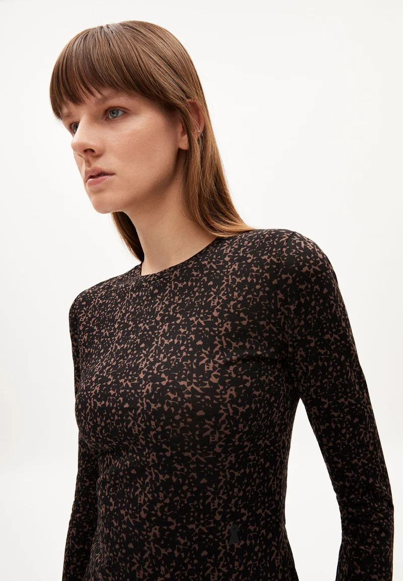 RICCAARDA ABSTRACT | deep brown