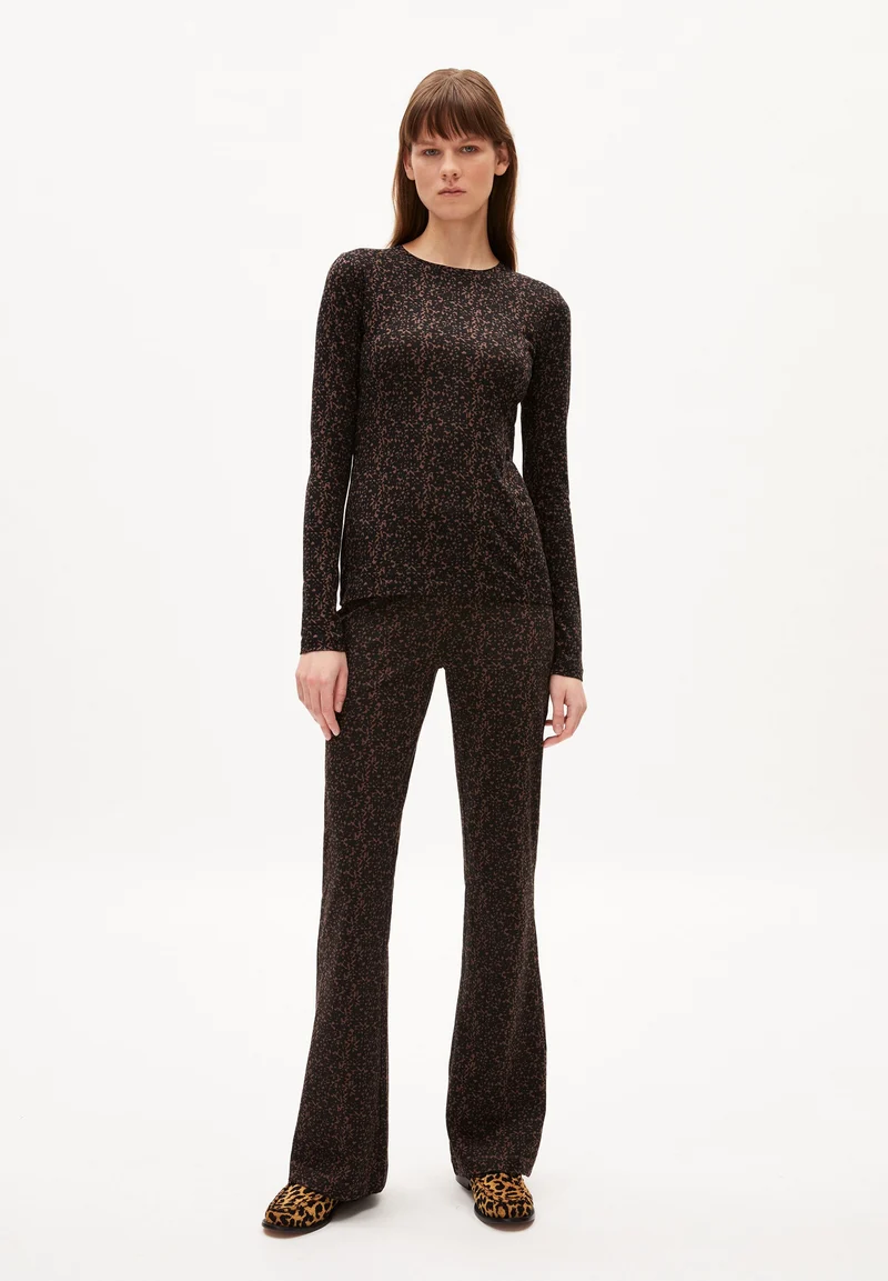 RICCAARDA ABSTRACT | deep brown