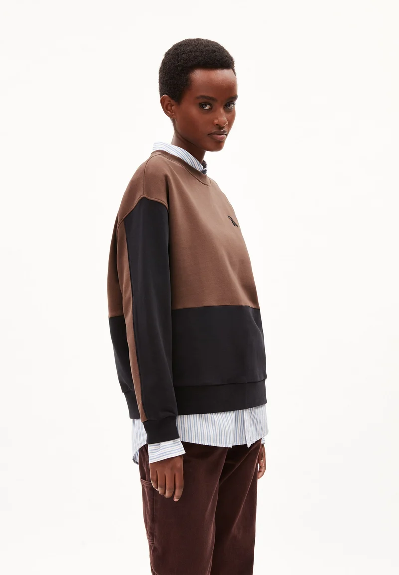 AARIN PATCHED | deep brown-black